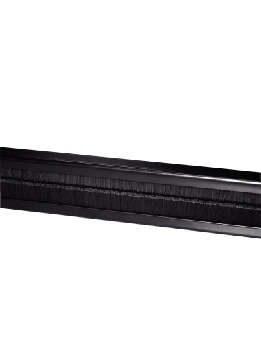 Gigamédia - Panneau balai passe câbles 19' 1U noir - vue proche